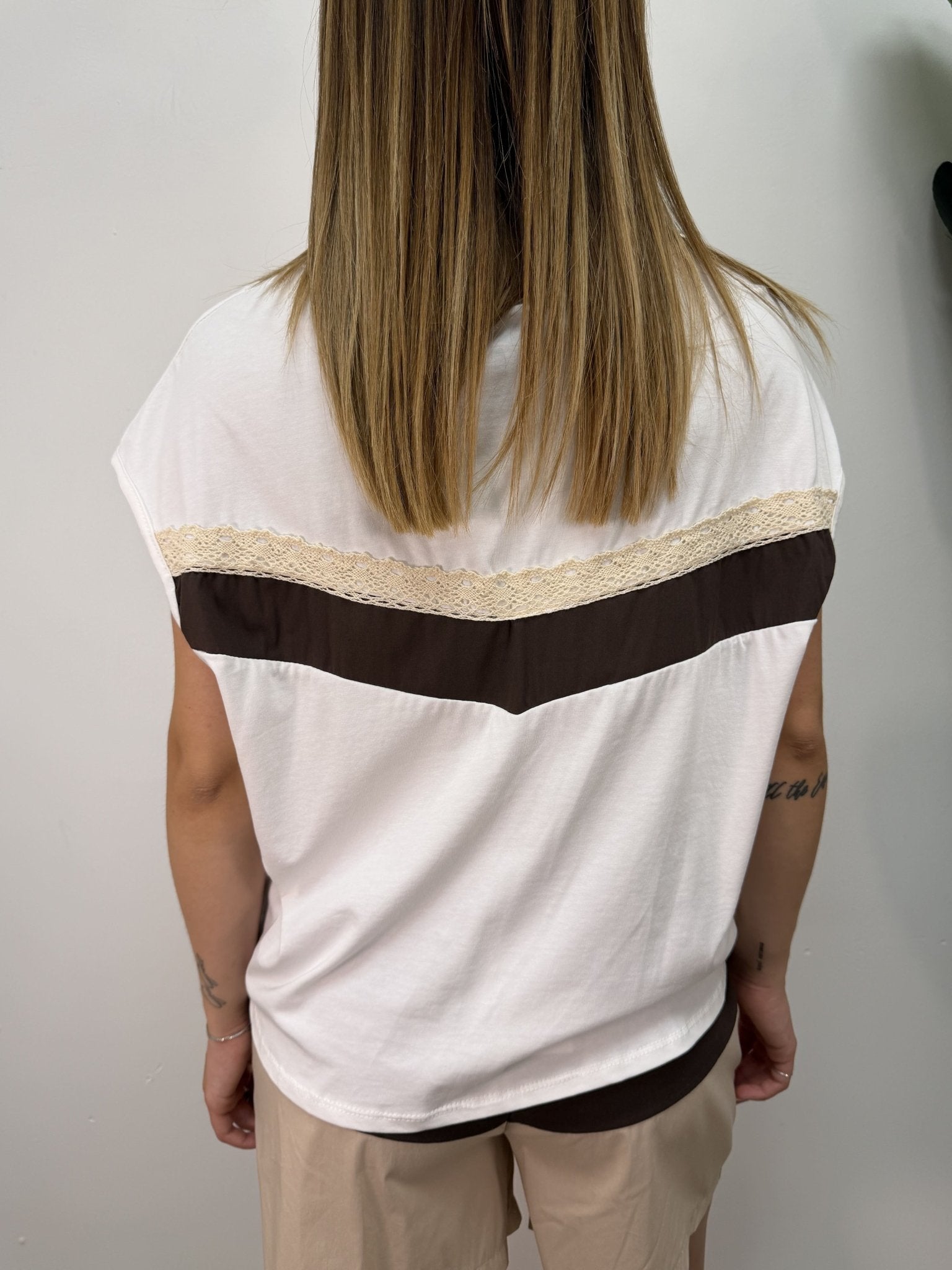 T-shirt girocollo con banda colorata Susy Mix - GiuGiò | Shop online