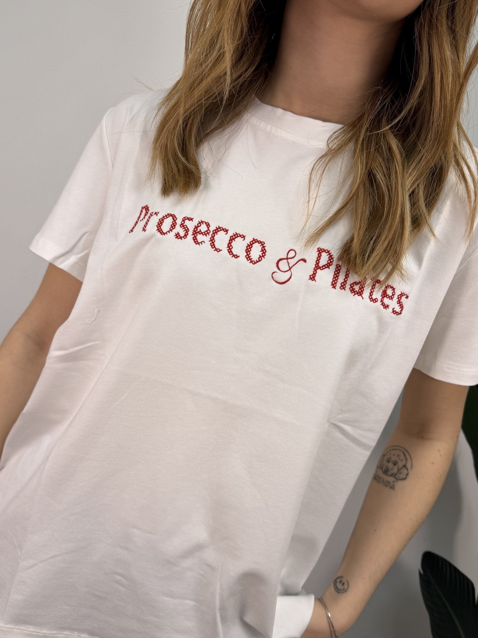 T-Shirt girocollo ricamo Prosecco e pilates MYD - GiuGiò | Shop online