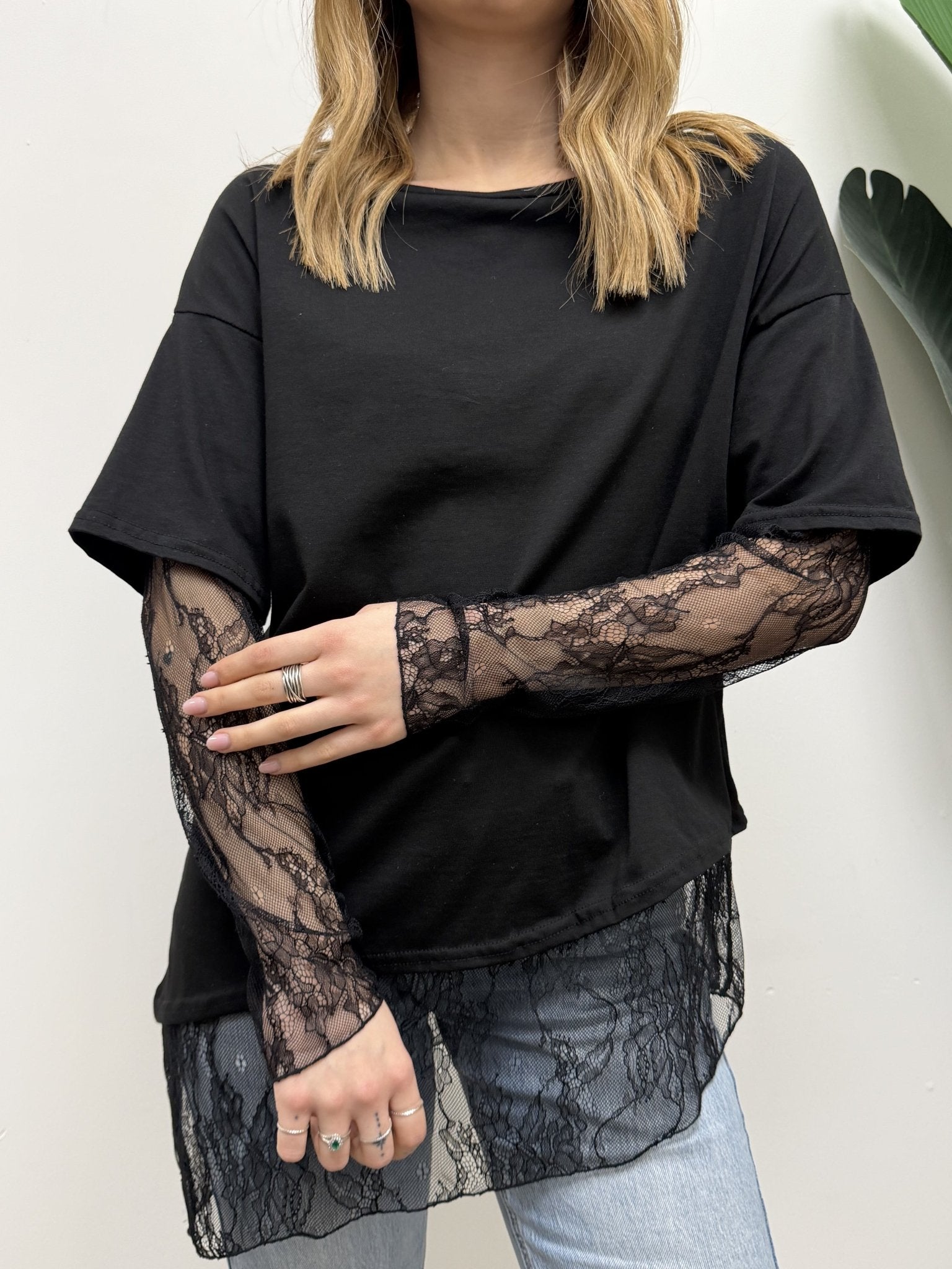 T-shirt over con manica e fondo in pizzo MyD - GiuGiò | Shop online