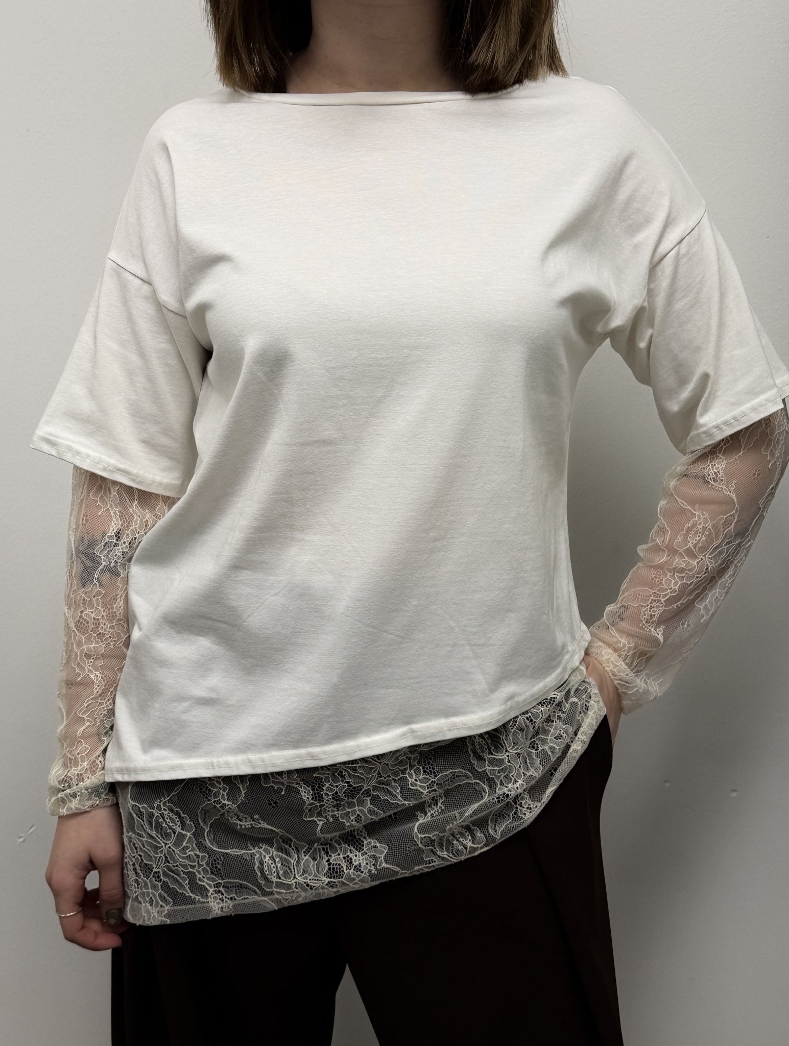 T-shirt over con manica e fondo in pizzo MyD - GiuGiò | Shop online