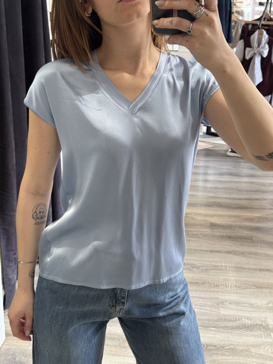 T-shirt scollo V in viscosa Tensione In - GiuGiò | Shop online