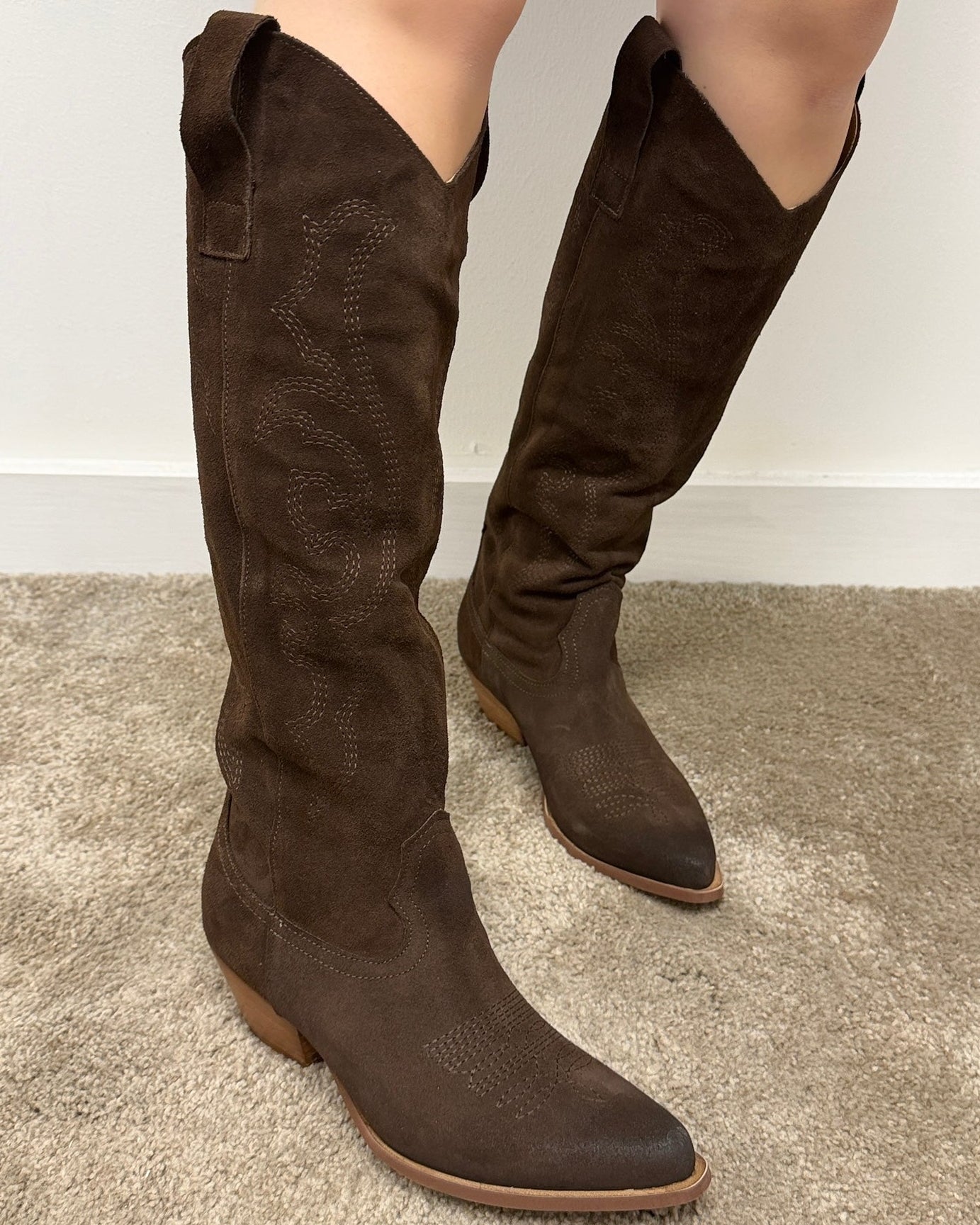 Texano alto in crosta con ricami Via Mondana - GiuGiò | Shop online