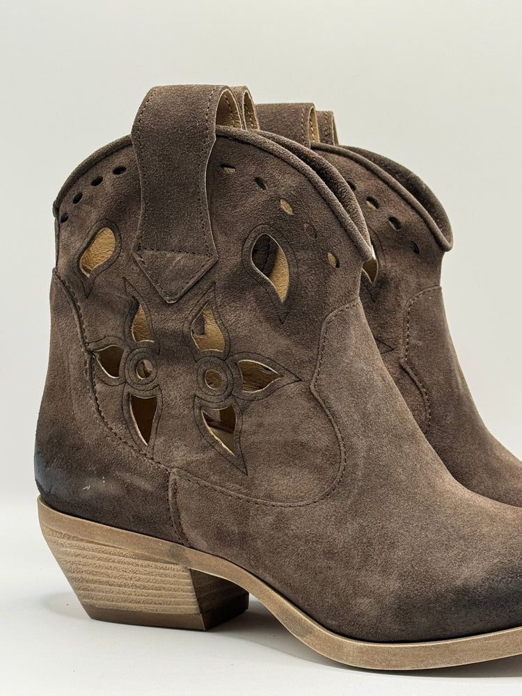 Texano basso traforato Noa - GiuGiò | Shop online