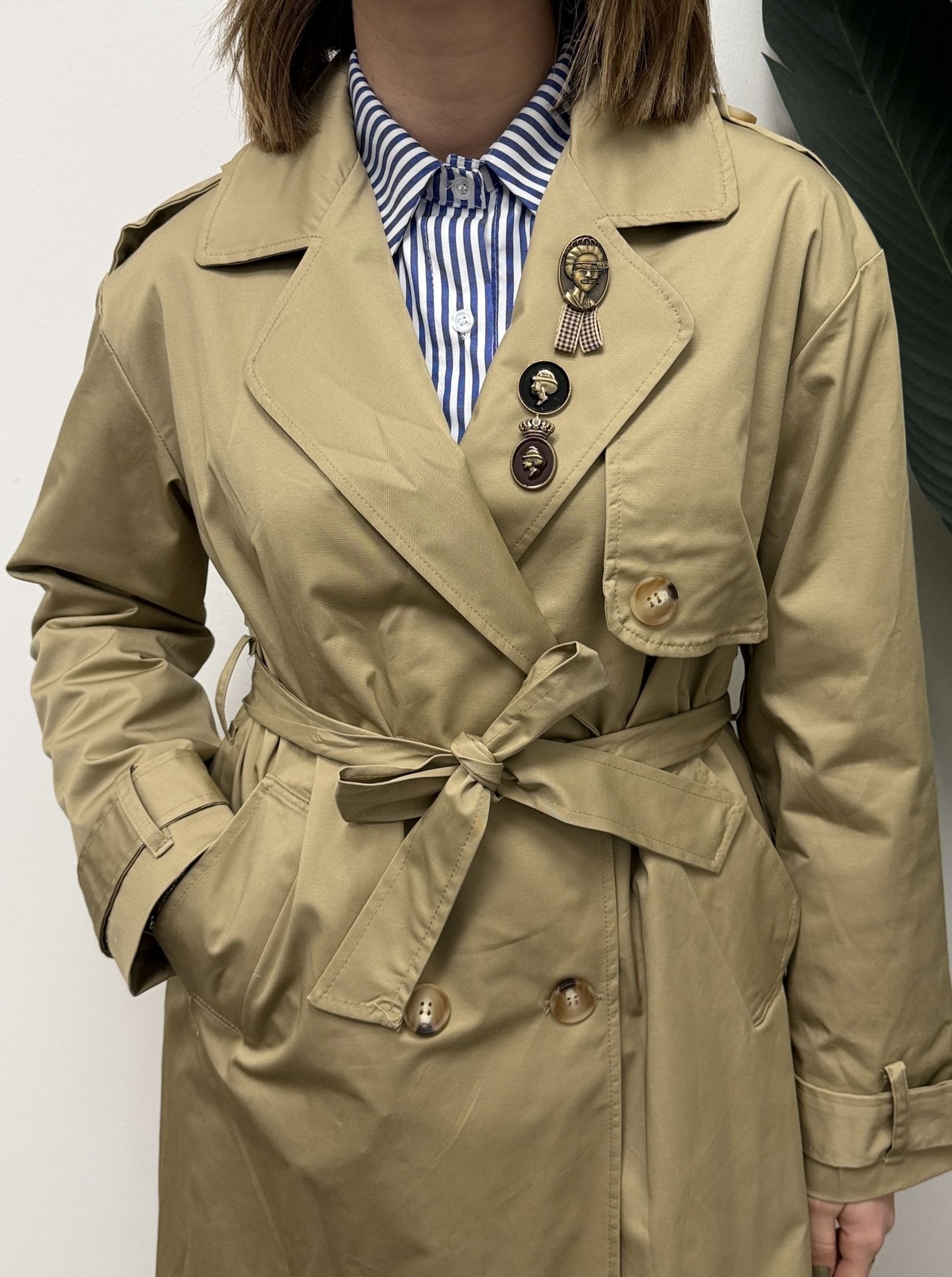 Trench lungo doppiopetto con spille MyD - GiuGiò | Shop online